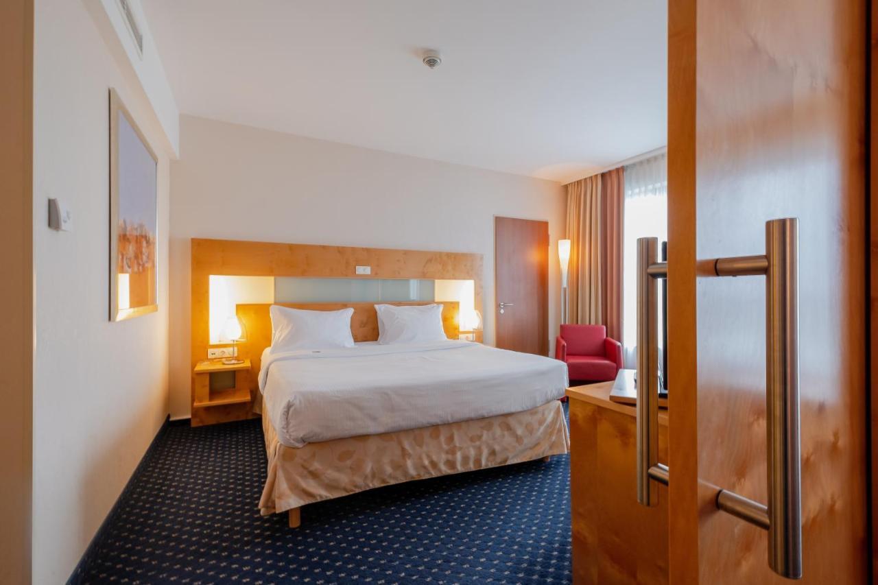Welcome Hotel 盖尔森基兴 外观 照片